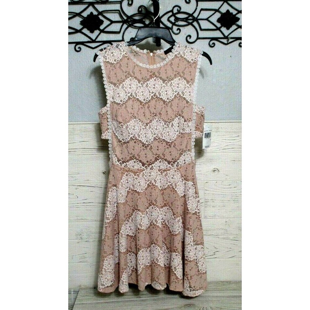 City Triangles Dress Size 11 Multicolored Lace Sleeveless Round Neck
